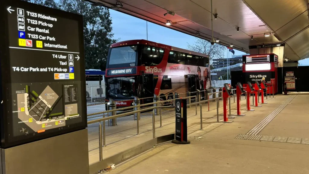 SkyBus Melbourne Aiport