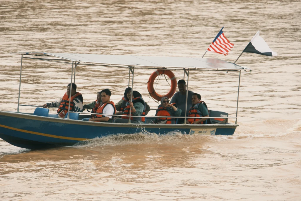 naik bot temerloh
