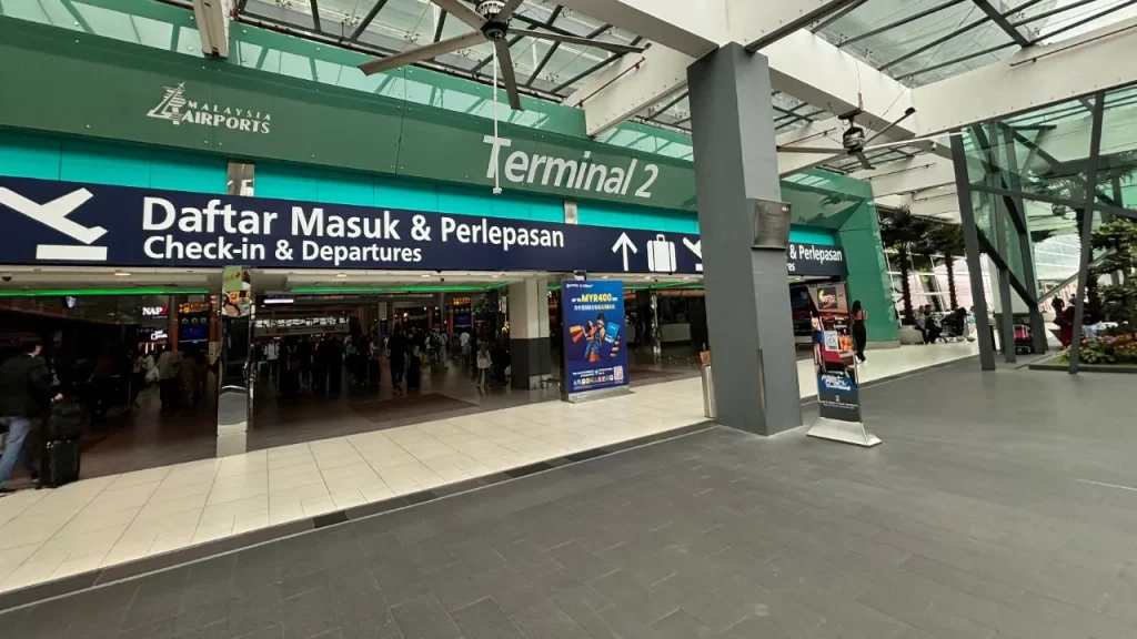 Departures KLIA 2