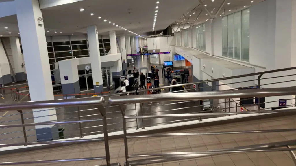 sekuriti airport klia 2