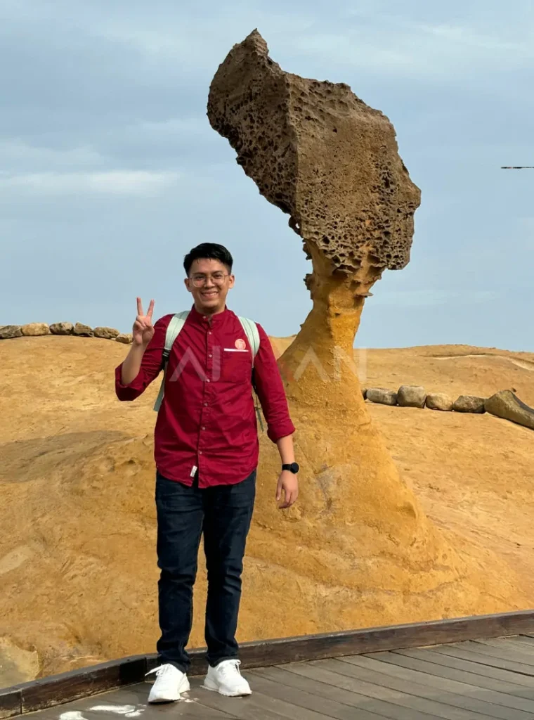 yehliu geopark queen head