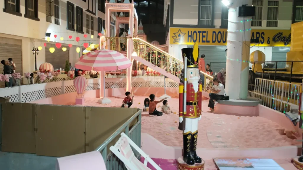 pasir pink mini fun fair cameron centrum